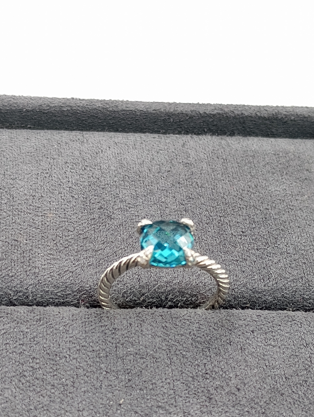 David Yurman Chantelaline with Diamonds 8 mm Ring - Picture 4 of 15